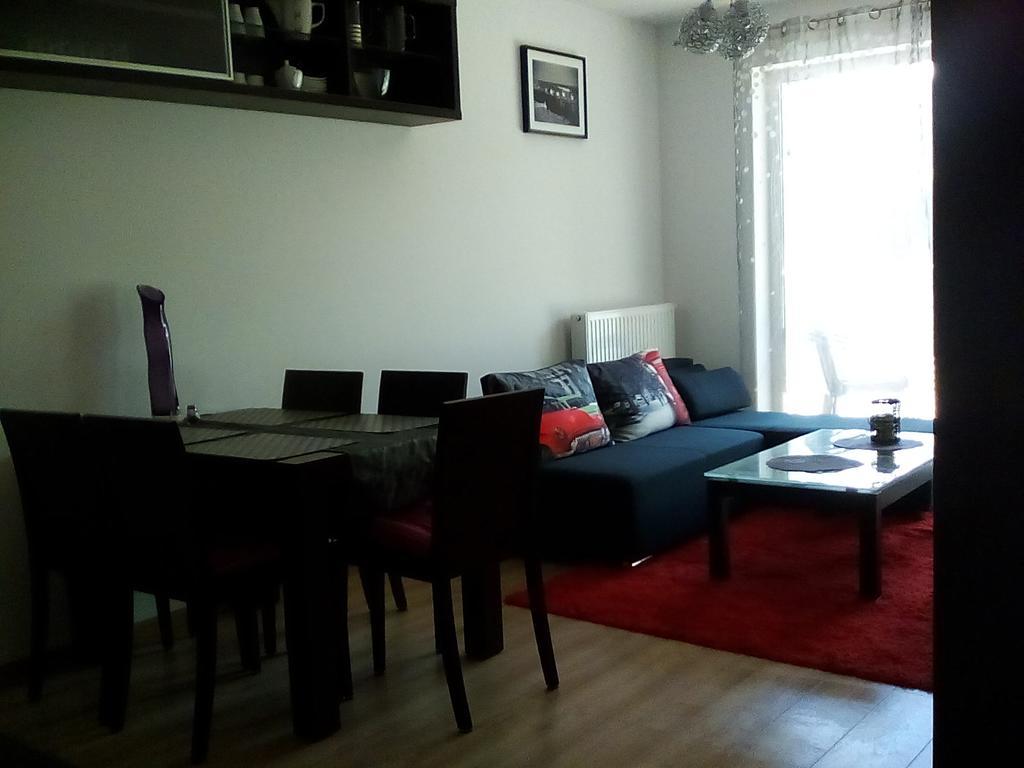 Apartment Karmazynowy Apartament Nad Morzem *